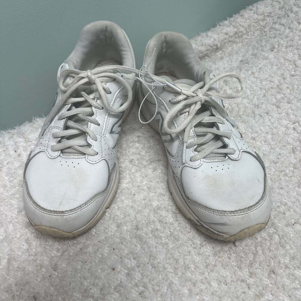 New Balance 411 Walking Shoes White Leather Sneakers Women's Size 9 Good Conditi